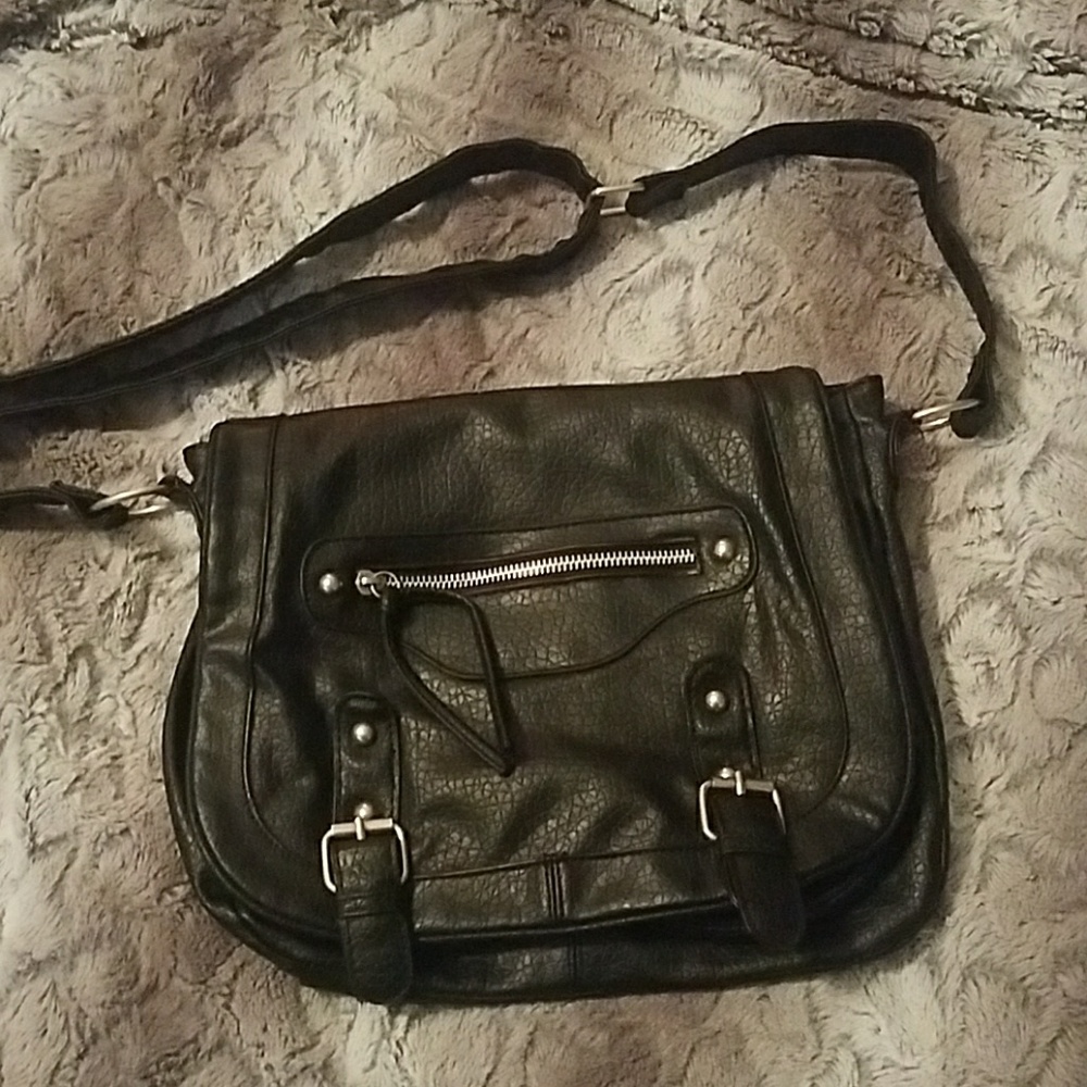 Mossimo crossbody purse